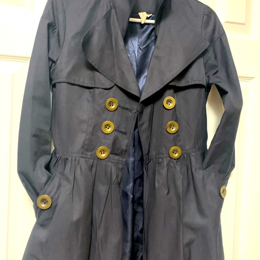 Dress coat 🧥 - Picture 4 of 8